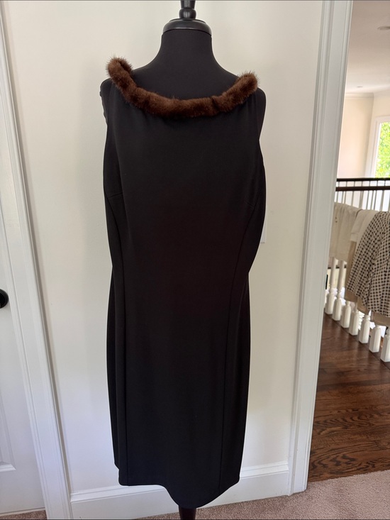 Cache Dresses & Skirts - Cache Black Midi Dress with Brown Fur Trim